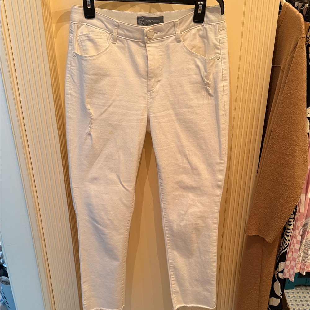 Wit & Wisdom
Ab'Solution High Waist Raw
Hem Ankle Straight Leg Jeans - Picture 3 of 8